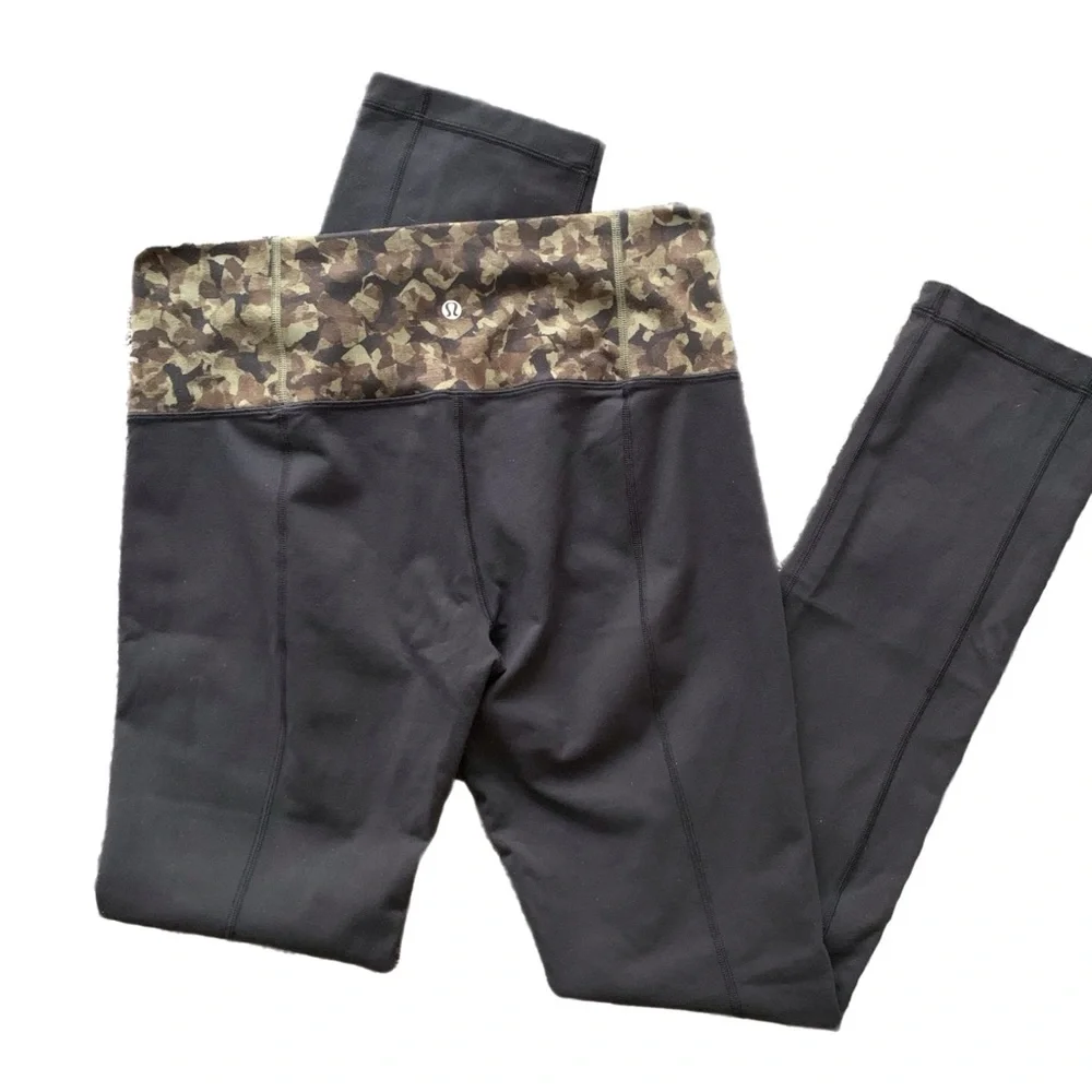 Lululemon Skinny Groove Pant II
*Full-On Luon (Roll Down) - Picture 3 of 11